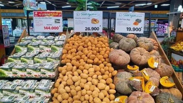 Nội dung: Mùa hè đang đầy vui vẻ với những bức tường nhảy vò đang xu hướng trên mạng